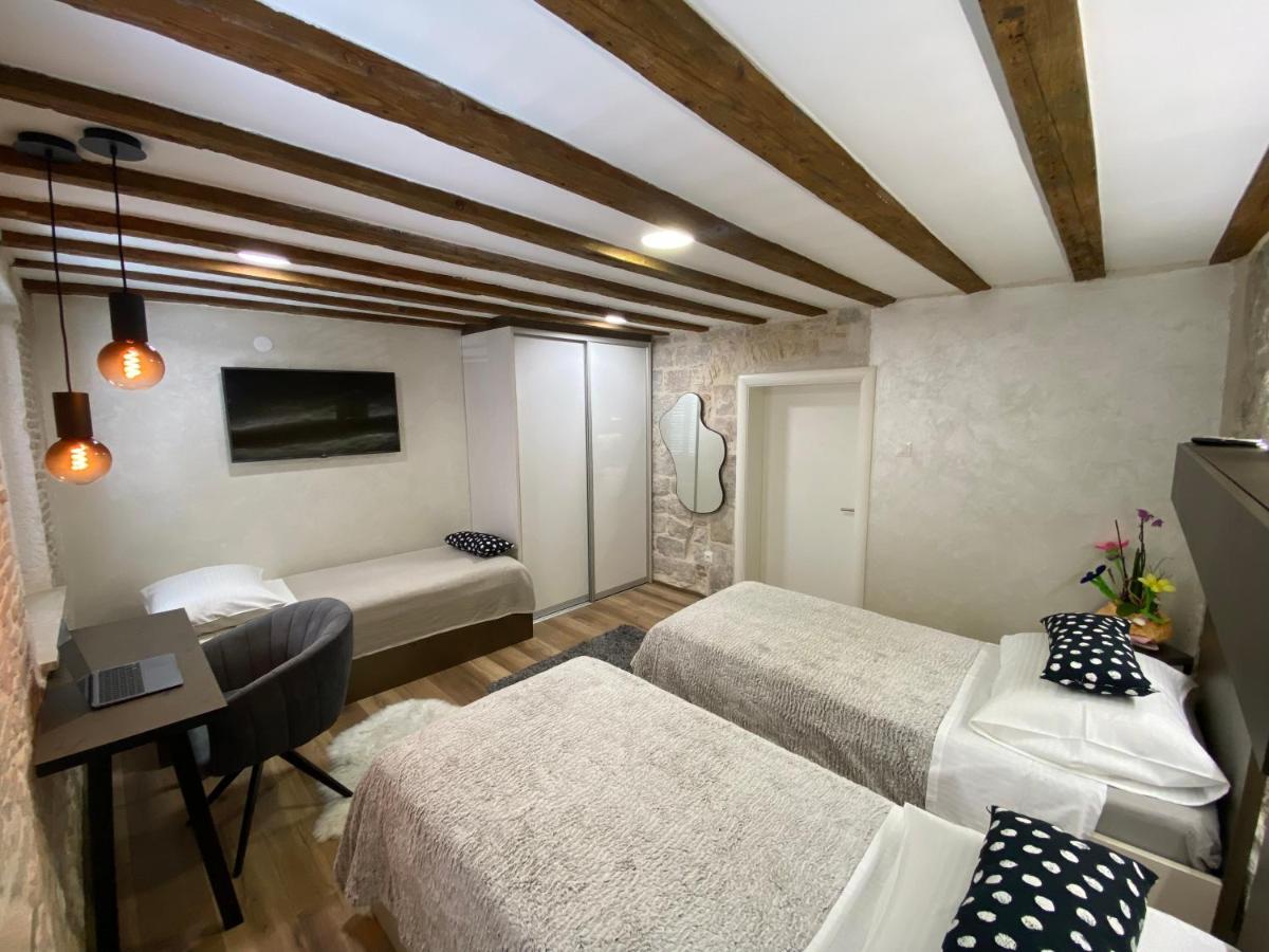 Guest House Laura سبليت المظهر الخارجي الصورة