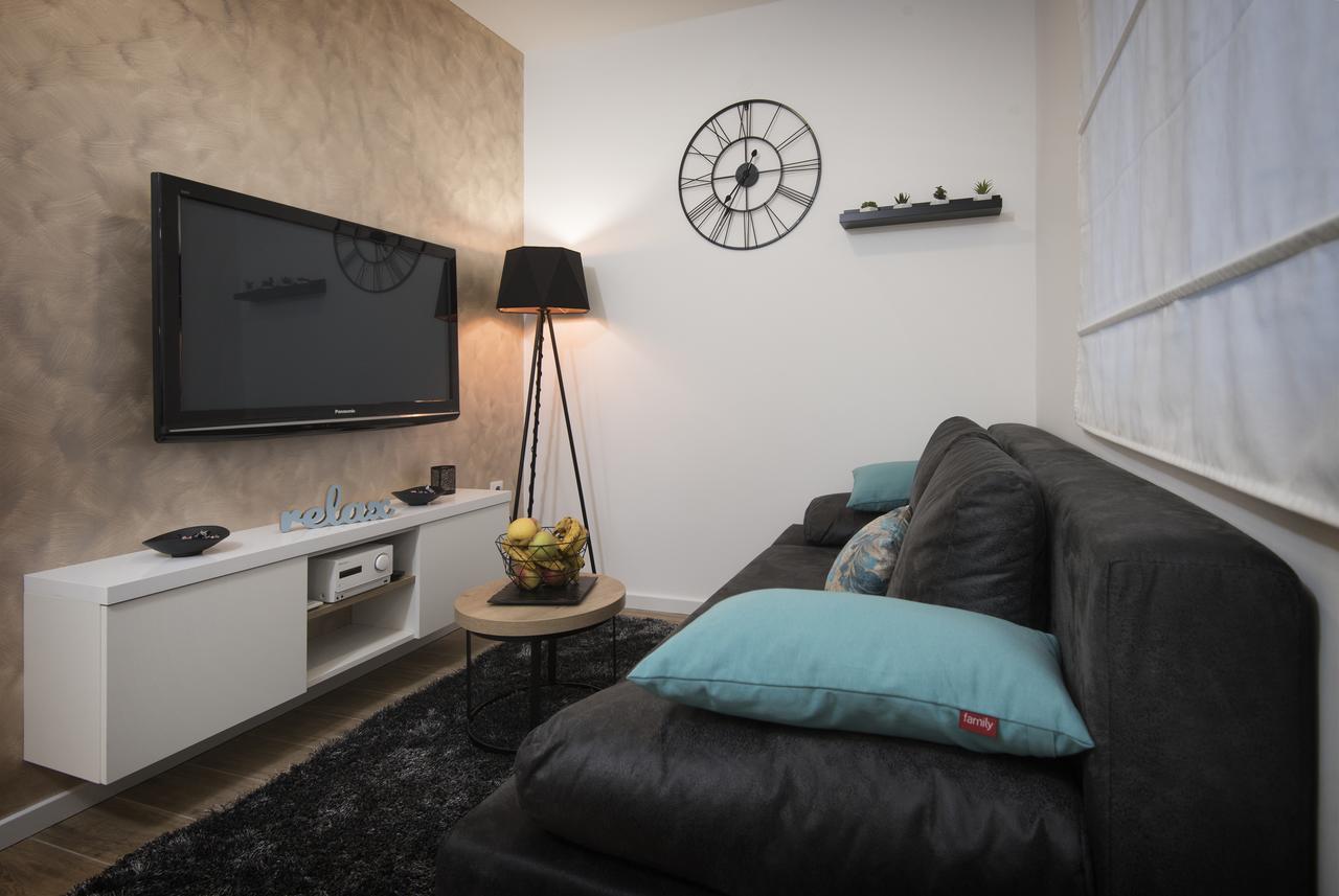 Guest House Laura سبليت المظهر الخارجي الصورة